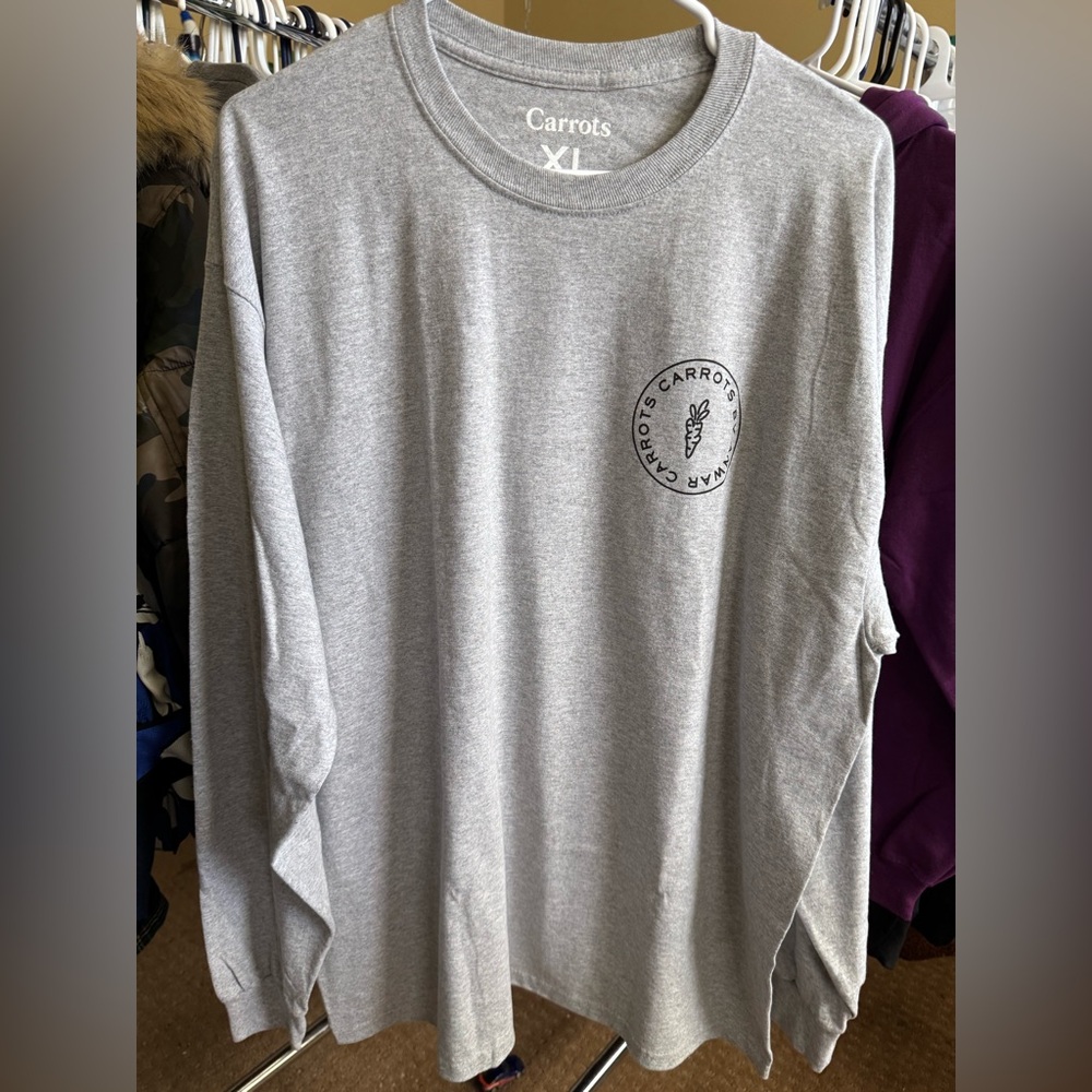 Carrots Long Sleeve shirt XL